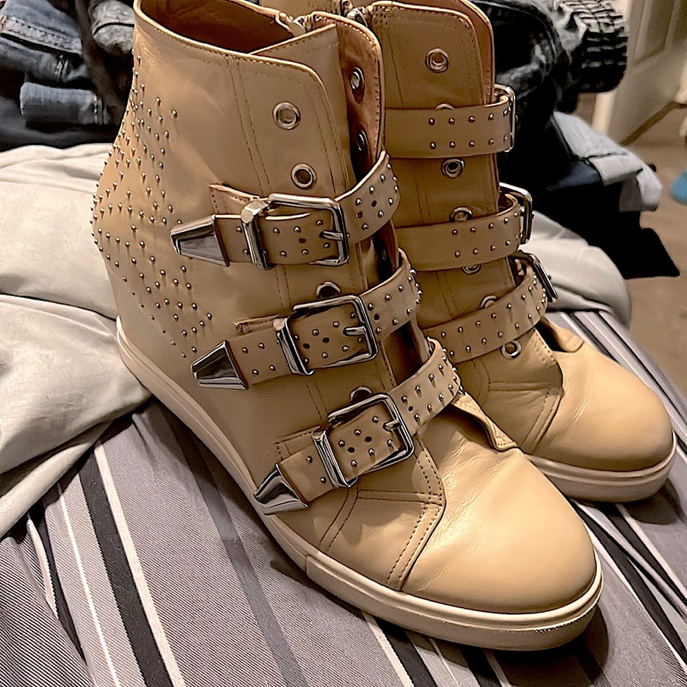 Wedges with a stylish flair!